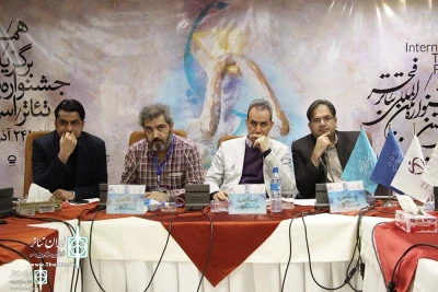 محمد یاقوت پور در نشست روسای انجمن هنرهای نمایشی کل کشور:

برگزاری رویدادهای نمایشی در خوزستان در راستای حمایت از اجرای عمومی و جذب مخاطب است