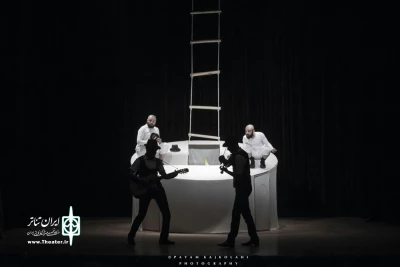 نمایش «لوتوس خواران»