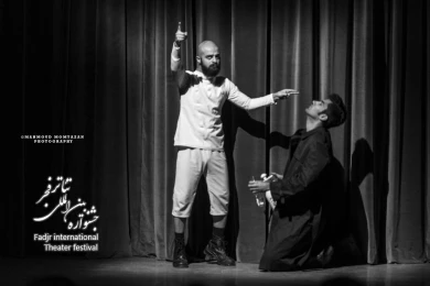 نمایش «لوتوس خواران»-عکس: محمود ممتازان
