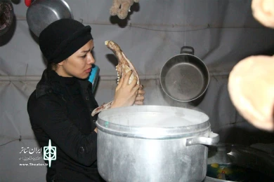 نمایش پرفورمنس «گاو بازی»، طراح و کارگردان: مهدی پرویش، آبادان 2