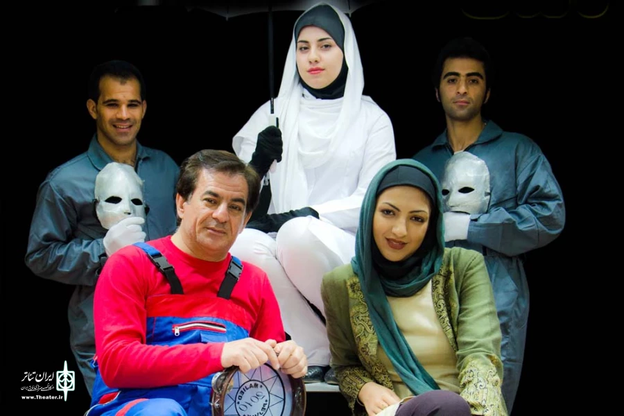 نمایش «دایره و دلقک» به کارگردانی مرتضی سخاوت - دزفول 8