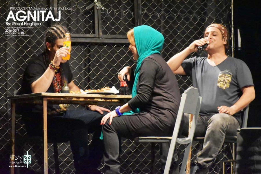 نمایش آگنیتاژ- کارگردان: مجتبی رستمی فر- عکس: داریوش نیک محمدی - تالار آفتاب اهواز 8