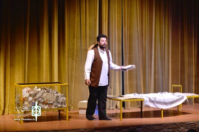 نمایش «ممد دُن کیشوت»-نویسنده و کارگردان:حجت اله تجلی-عکس: محمود ممتازان