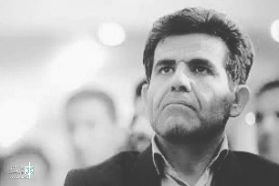 همایون قنواتی مدیرکل فرهنگ و ارشاد اسلامی خوزستان در مشهد به تماشای نمایش «نوبت یعنی بعدی» نشست 2