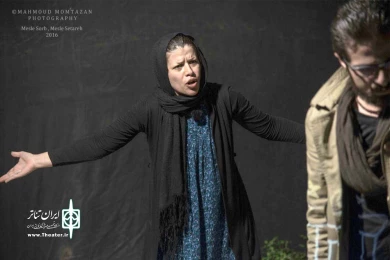 نمایش «مثل سرب، مثل ستاره»-کارگردان: سیداسماعیل سخایی- عکس: محمود ممتازان- پلاتو ارشاد بهبهان