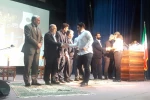 آئین بزرگداشت تئاتر مسجدسلیمان و تجلیل از پیشکسوت تئاتر شهرستان برگزار شد 2
