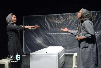 احمد صمیمی کارگردان نمایش «با من حرف نمی‌زنی چرا؟» :

هدف ما از تئاتر کار کردن تغییر اندیشه‌هاست و تئاتر باید ناجی باشد