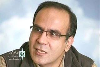 کوروش نریمانی در گفتگو با تئاتر خوزستان

در حوزه تئاتر دفاع مقدس همه فعالیت‌ها را در خرمشهر مستقر کنیم