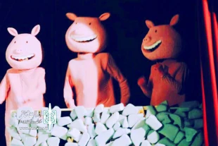 اجرای نمایش «بره ناقلا» بر اساس شخصیتهای انیمیشن در اهواز 4