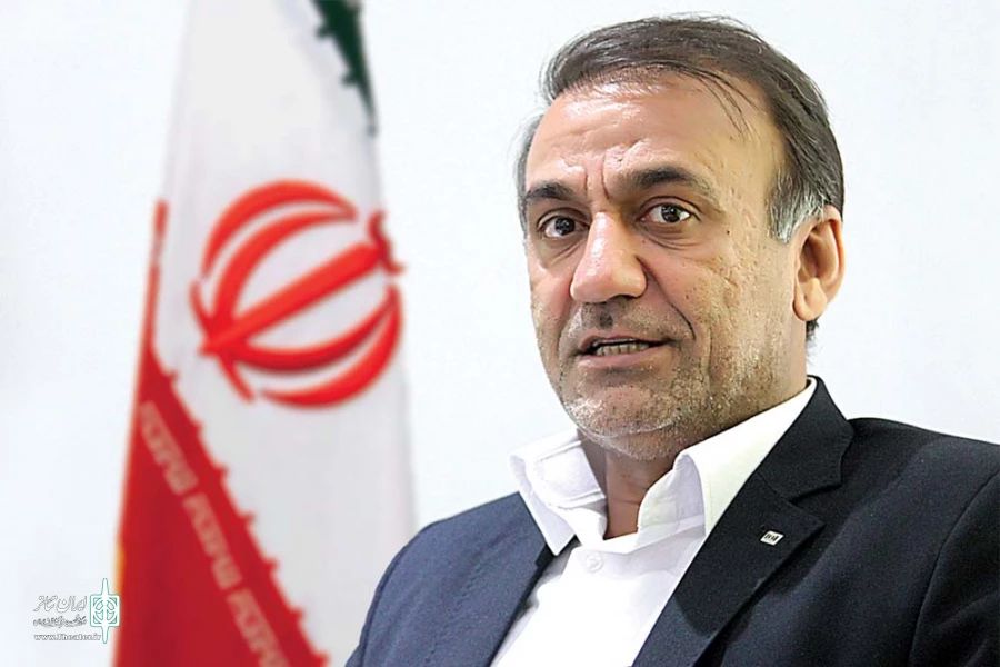 هنرمندان تئاتر آمال و آرزوها، اخلاق و نجابت و طهارت روح را به نمایش می گذارند 2