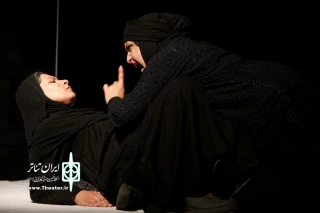 در دومین روز بیست و نهمین جشنواره تئاتر استان خوزستان؛

نمایش «رقص گیس ها در باد» از سوسنگرد در تالار آئینه به روی صحنه می رود