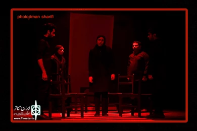 نمایش «امپرسیون جیغ بنفش»-کارگردان: حمزه حمید-عکس: ایمان شریفی-بیست و نهمین جشنواره تئاتر استان خوزستان