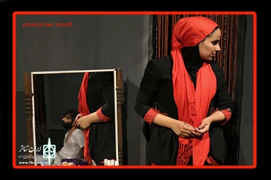 نمایش «زیر زمین»-کارگردانان: ایمان میرزایی و محمد نادرپور-عکاس: ایمان شریفی- بیست و نهمین جشنواره تئاتر استان خوزستان