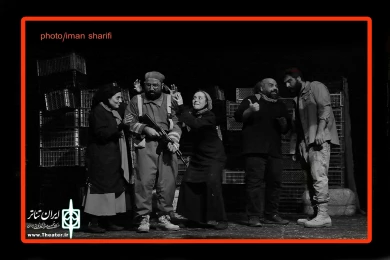 نمایش «موج سواری در چشمان سپید»-کارگردان: دانیال سیاحی-عکاس: ایمان شریفی-بیست و نهمین جشنواره تئاتر استان خوزستان