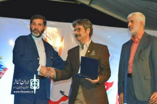 عزت الله مهرآوران بازیگر و کارگردان تئاتر خوزستانی در حاشیه جشنواره فرهنگی خوزستان در برج میلاد:

خوزستان  یار شفیق تئاتر است