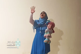 توسط گروه تئاتر اشراق شهرستان کارون

نمایش «عذرا از حرشه» به زبان عربی به روی صحنه رفت