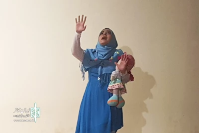 توسط گروه تئاتر اشراق شهرستان کارون

نمایش «عذرا از حرشه» به زبان عربی به روی صحنه رفت