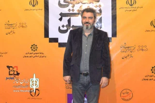 اتابک نادری در بهبهان عنوان کرد:

دورنمای هنرمندان تئاتر باید عرصه بین‌المللی باشد