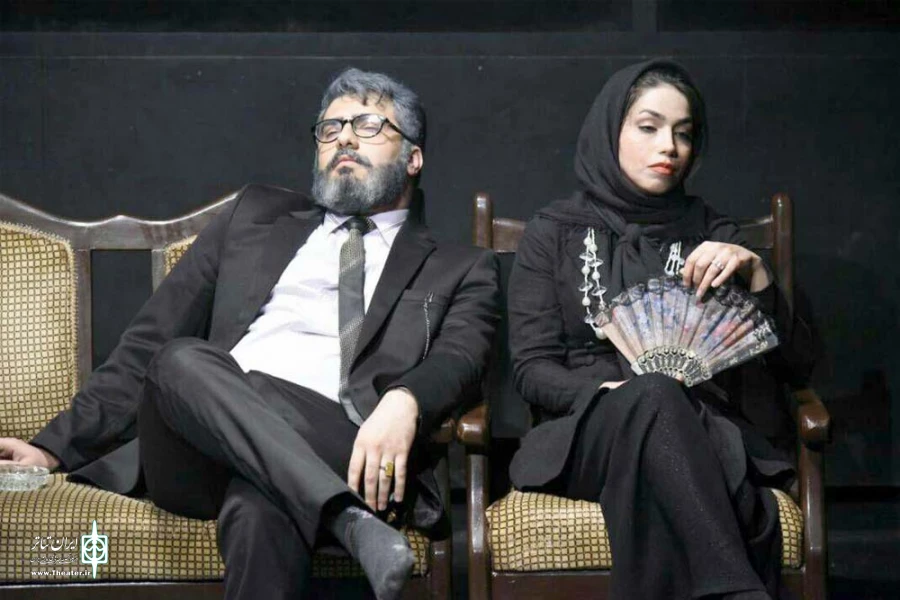 اجرای نمایش «جایی دیگر» در تالار نیایش شوش 4
