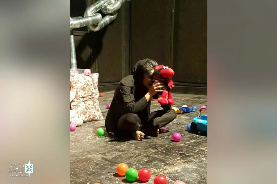 حضور نمایش «اشک عروسک» از بهبهان در بخش مهمان جشنواره مونولوگ استان بوشهر 3