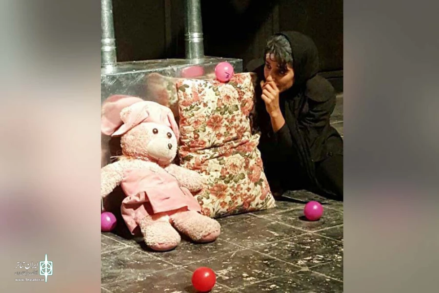 حضور نمایش «اشک عروسک» از بهبهان در بخش مهمان جشنواره مونولوگ استان بوشهر 4
