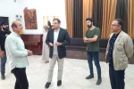 بازدید مدیرعامل انجمن هنرهای نمایشی ایران از مجموعه تالار آفتاب و خانه هنرمندان اهواز 4