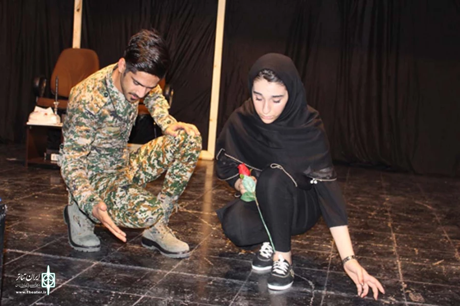 نمایش «کماندو مینو» در شهرستان شوش به روی صحنه رفت 3