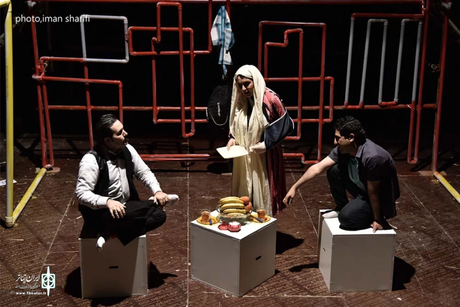 اتفاقات نمایش را از واقعیّت‌ وام گرفته‌ام  2