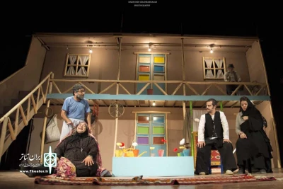 گزارش تصویری نمایش کمدی «پرپری» به کارگردانی هادی شجاعی-تالار آفاق بهبهان-عکس: داریوش قنبرنسب