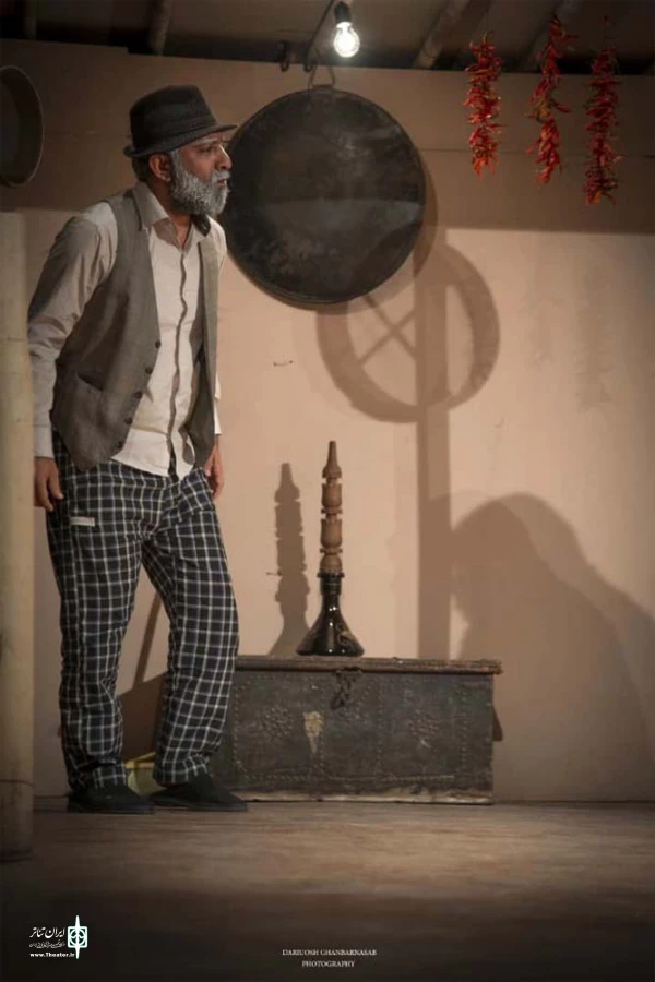 گزارش تصویری نمایش کمدی «پرپری» به کارگردانی هادی شجاعی-تالار آفاق بهبهان-عکس: داریوش قنبرنسب