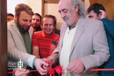با حضور اعضای شورای راهبردی تئاتر خوزستان و رئیس اداره فرهنگ و ارشاد اسلامی مسجدسلیمان؛

آیین افتتاح کارگاه طراحی و دوخت لباس و عروسک اداره فرهنگ و ارشاد اسلامی مسجدسلیمان برگزار شد
