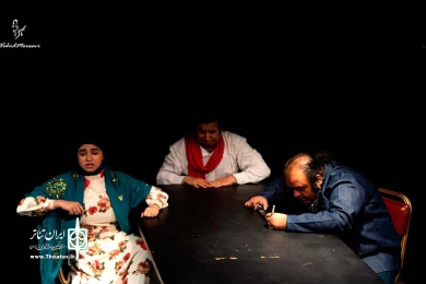 نمایش «مسجدسلیمان»-کارگردان: ایوب بختیاری-22 مرداد الی 7 شهریور-تماشاخانه قاف اهواز-عکس: وحید موسوی