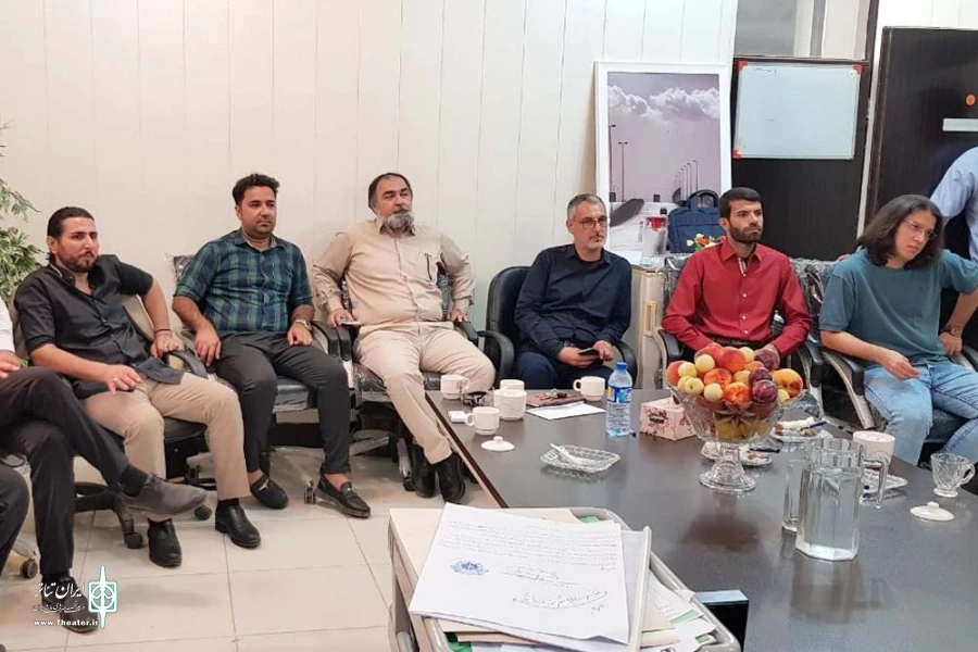 نشست ستاد برگزاری سی امین جشنواره تئاتر استان خوزستان برگزار شد 3