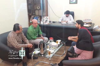 با حضور رئیس اداره فرهنگ و ارشاد اسلامی و هنرمندان تئاتر آغاجاری؛

نشست هم اندیشی جشنواره منطقه ای تئاترطنز شهرستان آغاجاری برگزار شد
