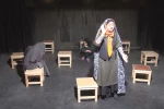 نمایش «زنی که مردش را گم کرد» در مجتمع فرهنگی سینمایی دزفول به روی صحنه رفت 3