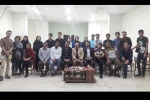 اردشیر صالح پور از نزدیک با هنرمندان تئاتر ایذه دیدار و گفت و گو کرد 2