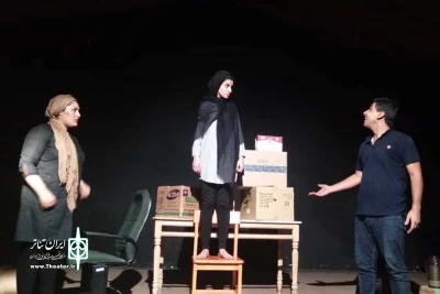 توسط گروه تئاتر پارسوماش

نمایش «منهای شصت» در مسجدسلیمان به روی صحنه رفت