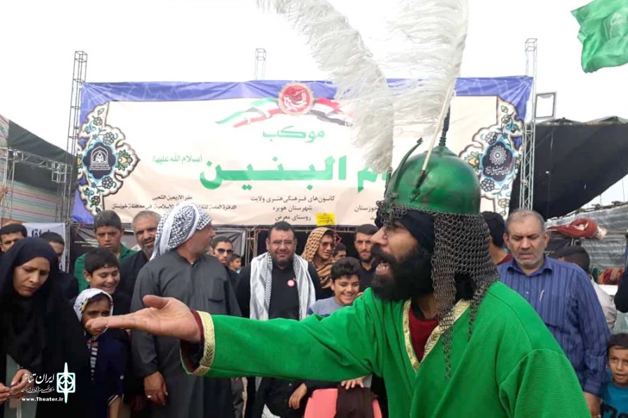 استقبال زائرین از دومین سوگواره تئاتر میدانی و تعزیه اربعین حسینی (ع) در چذابه بسیار خوب است 2