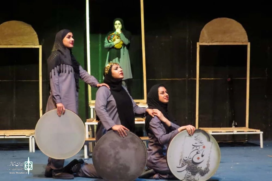 نمایش « الف » در مجتمع سینمایی دزفول به روی صحنه رفت 5