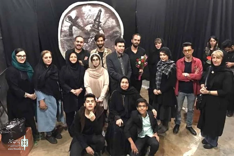 تعامل بین نسل ها در جامعه تئاتر اهواز تقویت شود 2