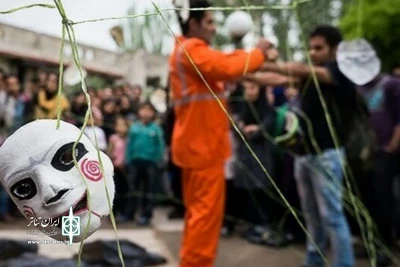 توسط گروه تئاتر آئین مردم اهواز

دور دوم اجراهای نمایش « مأموریت آقای«ر» در اهواز