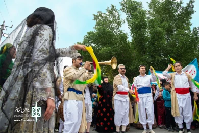 شادپیمایی افتتاحیه سومین جشنواره منطقه ای نمایش های آئینی سنتی نرگس ارغون بهبهان - عکس: داریوش قنبرنسب - 23 دبماه 97