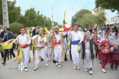 شادپیمایی افتتاحیه سومین جشنواره منطقه ای نمایش های آئینی سنتی نرگس ارغون بهبهان - عکس: داریوش قنبرنسب - 23 دبماه 97