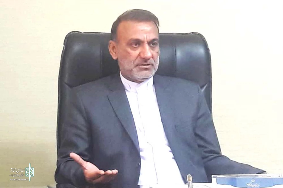 برنامه های پیشنهادی و تقویم تئاتر استان خوزستان در سال 98 به مدیر کل فرهنگ و ارشاد اسلامی خوزستان تقدیم شد 3