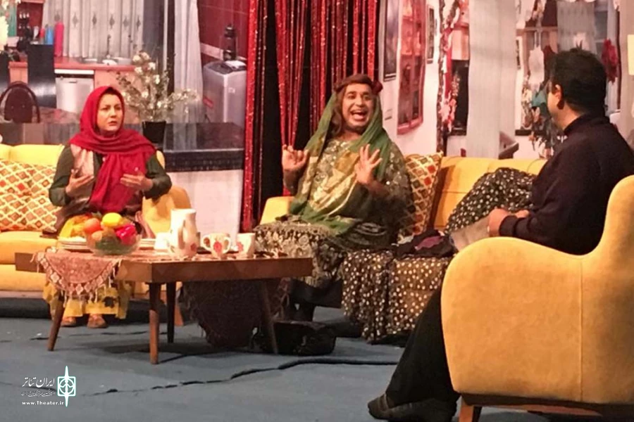 نمایش طنز گویشی «دُز به دلی بُز به دلی» در مجتمع سینمایی دزفول به روی صحنه رفت 3