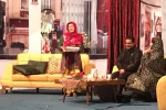 نمایش طنز گویشی «دُز به دلی بُز به دلی» در مجتمع سینمایی دزفول به روی صحنه رفت 4