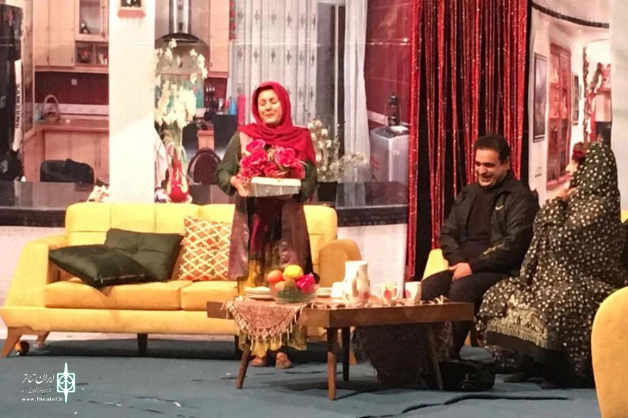 نمایش طنز گویشی «دُز به دلی بُز به دلی» در مجتمع سینمایی دزفول به روی صحنه رفت 4