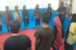 کارگاه آموزشی «مبانی تئاتر مجسمه» در امیدیه در حال برگزاری است 2