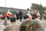 نمایش خیابانی «مزامیر پیاده رو» در گلزار شهدای هویزه اجرا شد 4