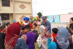 اجرای گروه های نمایشی خوزستان در کمپ های اسکان سیل زدگان خوزستان 2